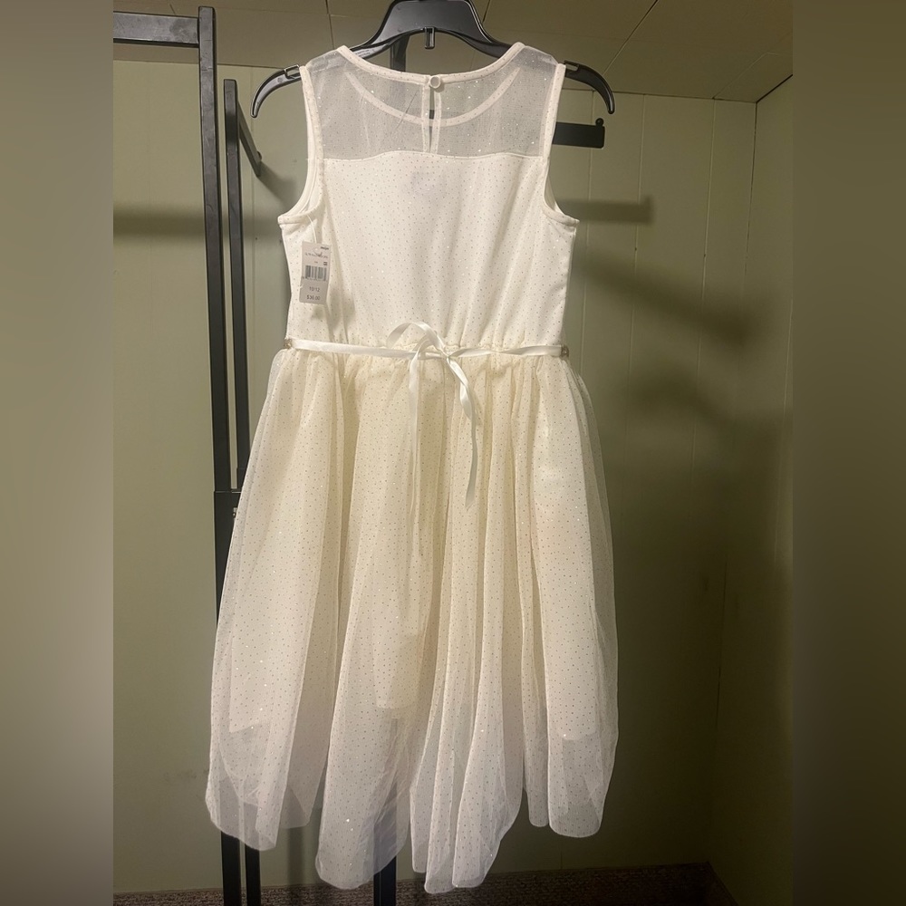Little girls ivory/gold dress. Size 10/12
